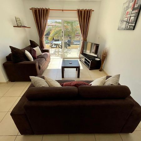 109 Queens Gardens, Paphos Daire Dış mekan fotoğraf