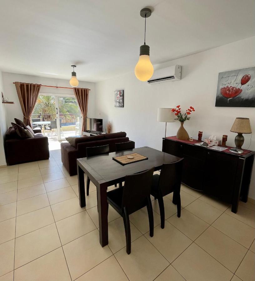 109 Queens Gardens, Paphos Daire Dış mekan fotoğraf